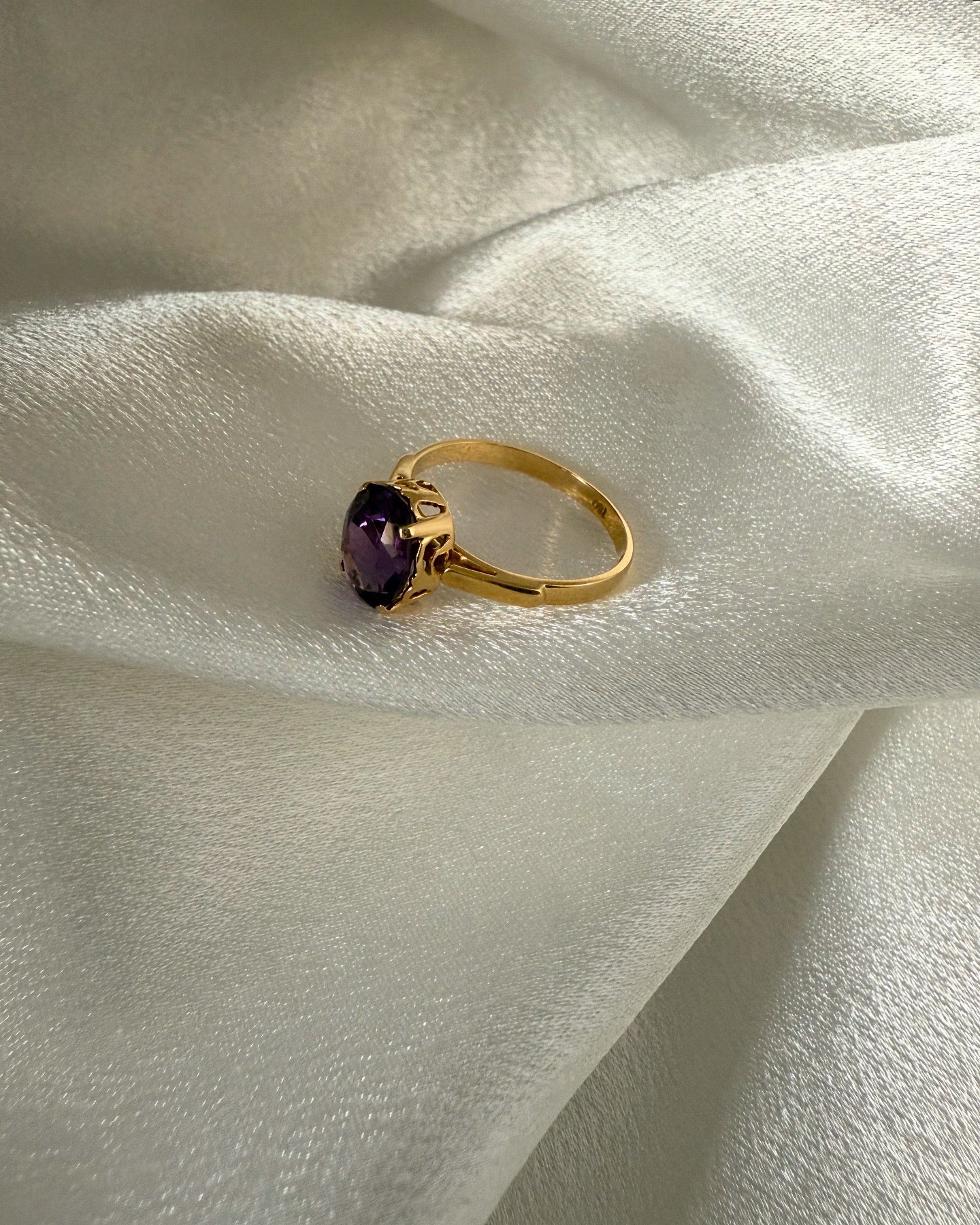 AMETHYST RING