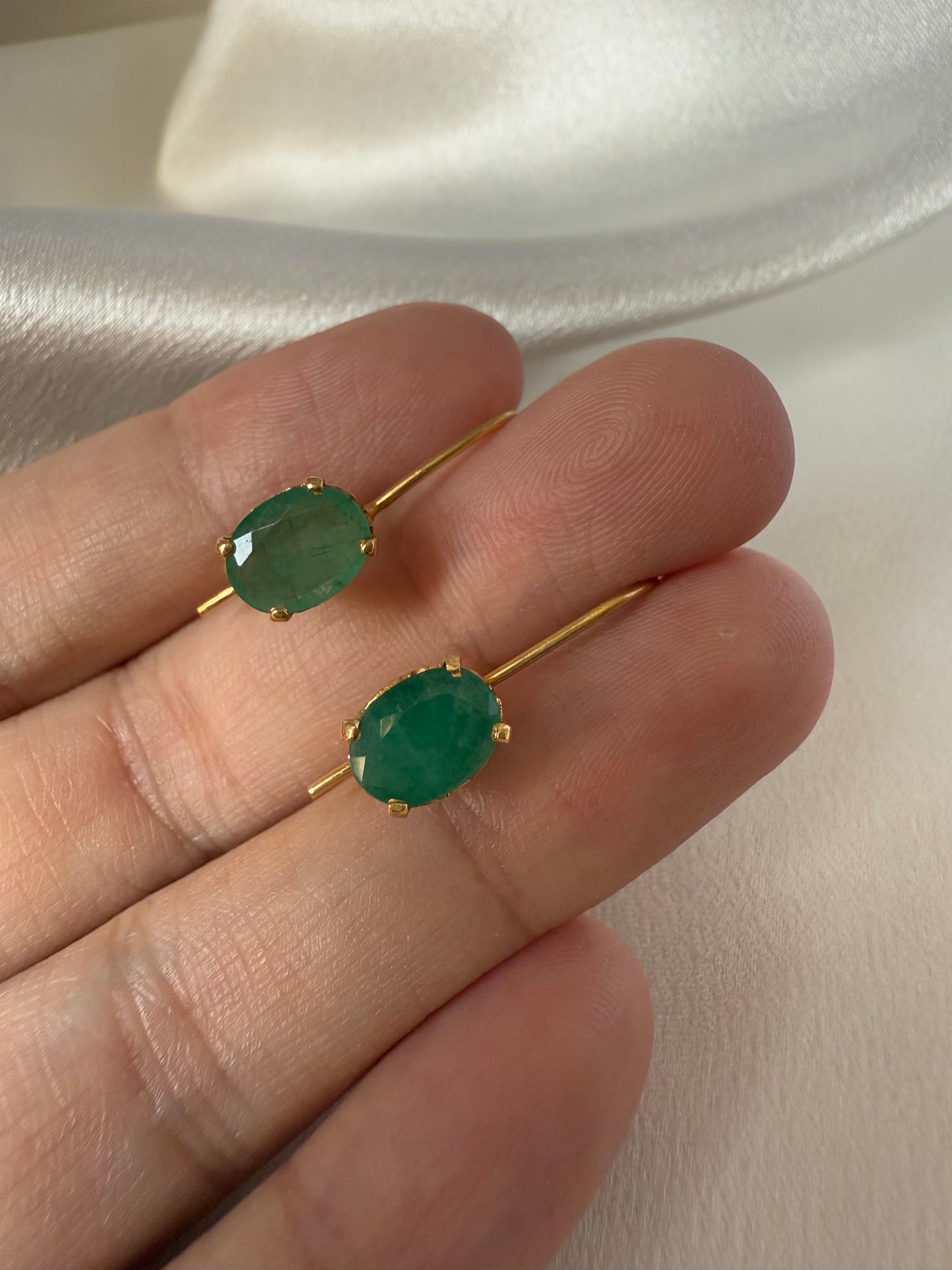 THE EXQUISITE EMERALD SET