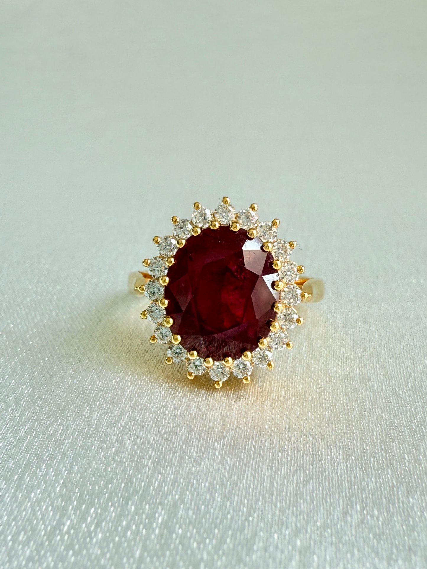 PRINCESS DIANA RING WITH RUBY