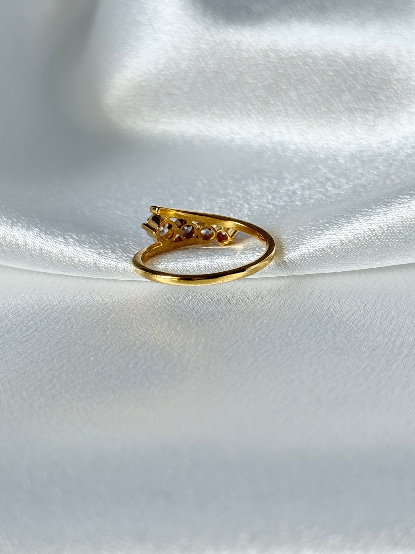 DIAMOND ROAD RING