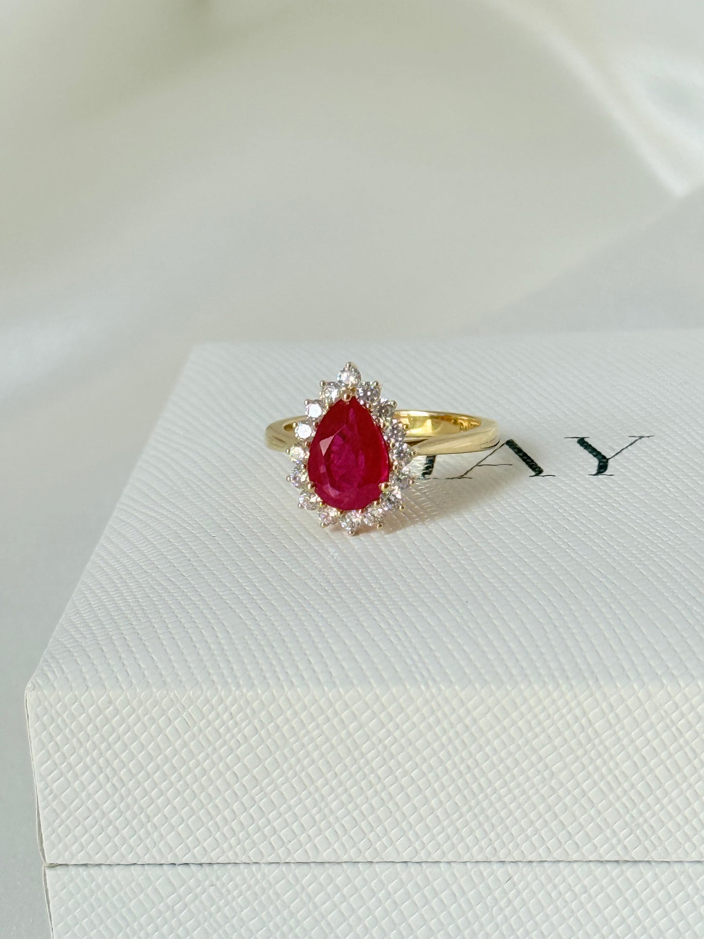 PEAR SHAPE RING