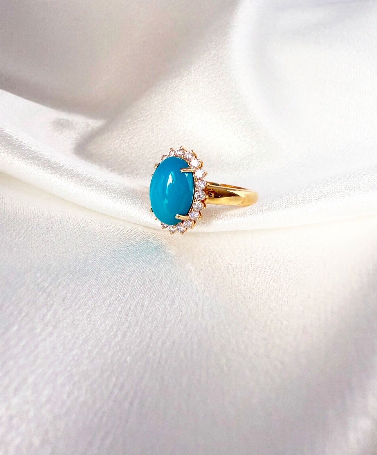 ELEGANT VINTAGE TURQUOISE RING