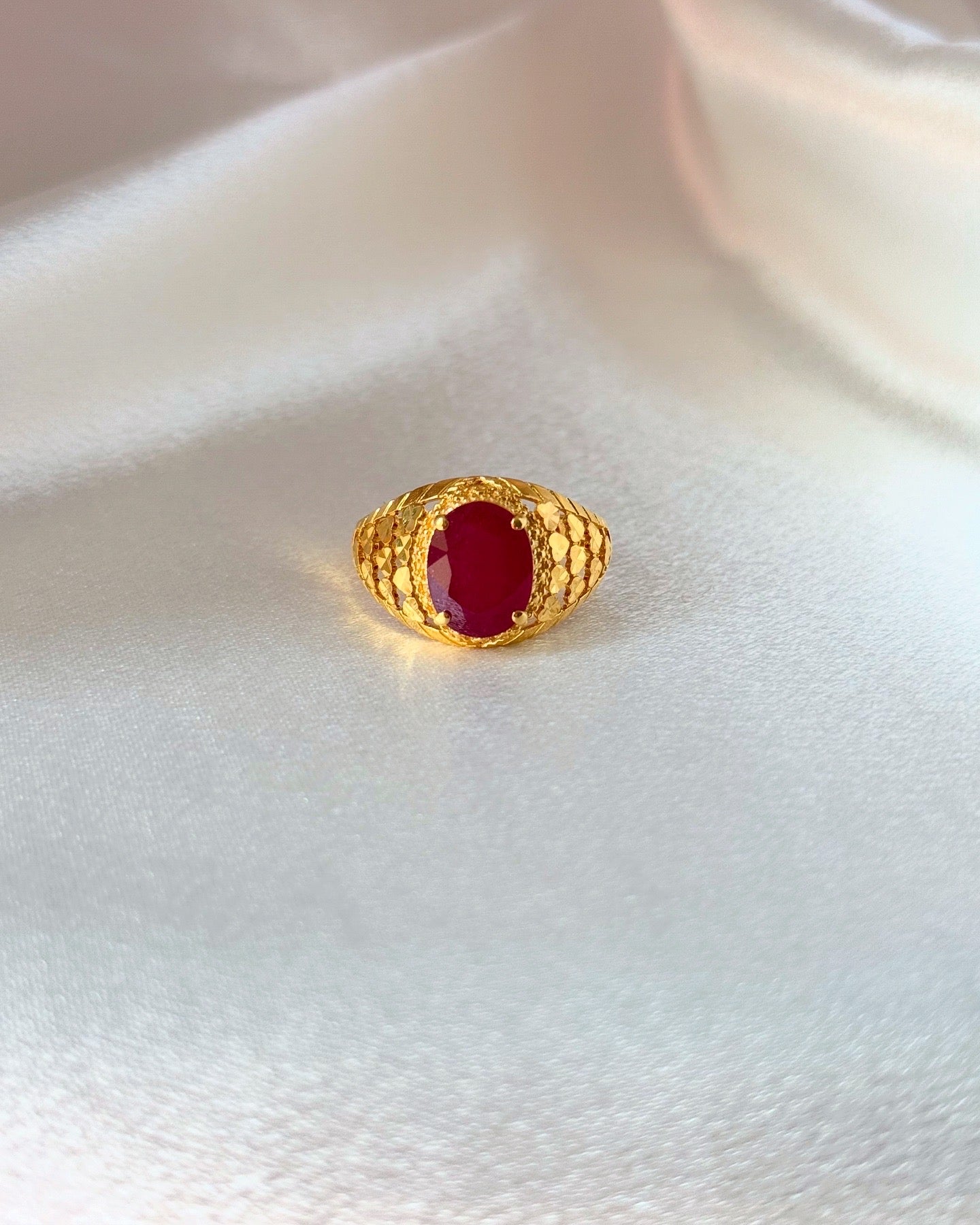 RUBY HEART RING