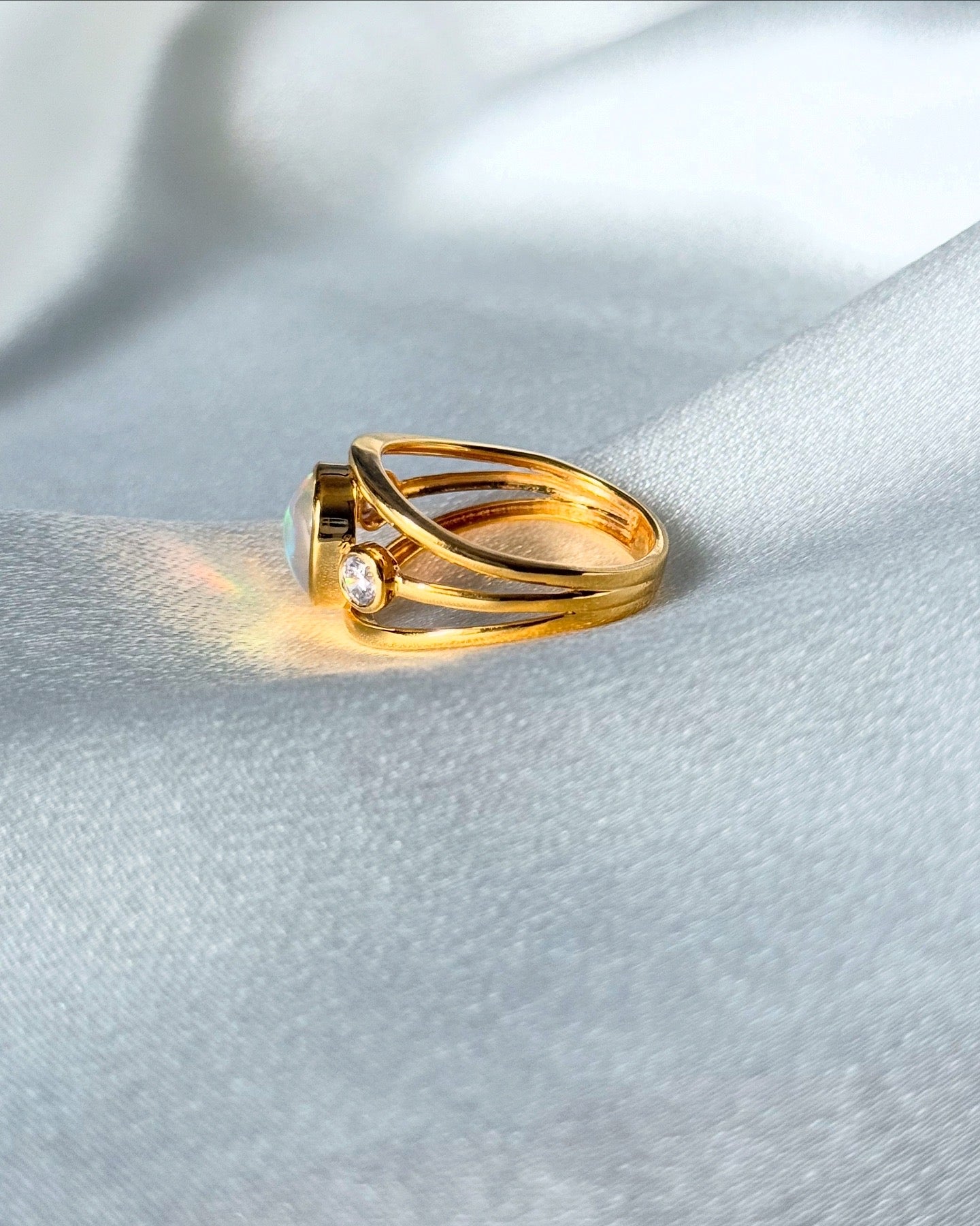OPAL RING