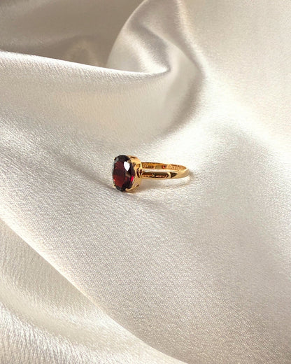 GARNET RING