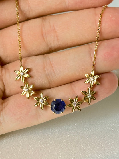 STAR DESIGN WITH DIAMOND AND SAPPHIRE