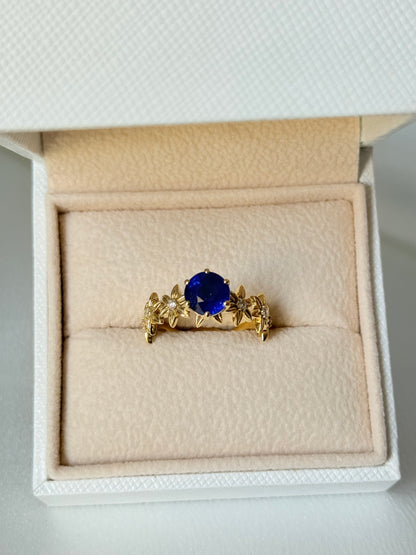 STAR DESIGN WITH DIAMOND AND SAPPHIRE